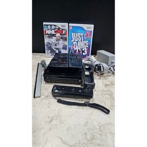 Nintendo Wii RVL 001 Console Bundle With‎ Controllers Games and Power Supply